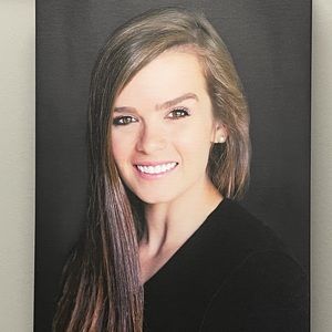 Meet your Posher, Alexandra